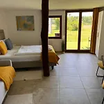 Tenger-szem Panzio Es Lovasudvar Bed & Breakfast 4*
