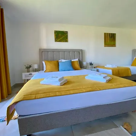 Bed and Breakfast Tenger-szem Panzio Es Lovasudvar
