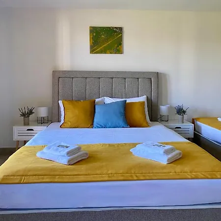 Tenger-szem Panzio Es Lovasudvar Zánka