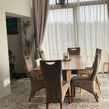 Tenger-szem Panzio Es Lovasudvar B&B