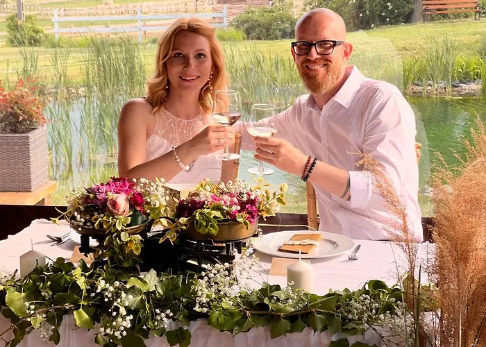 Tenger-szem Panzio Es Lovasudvar לינה וארוחת בוקר 4*