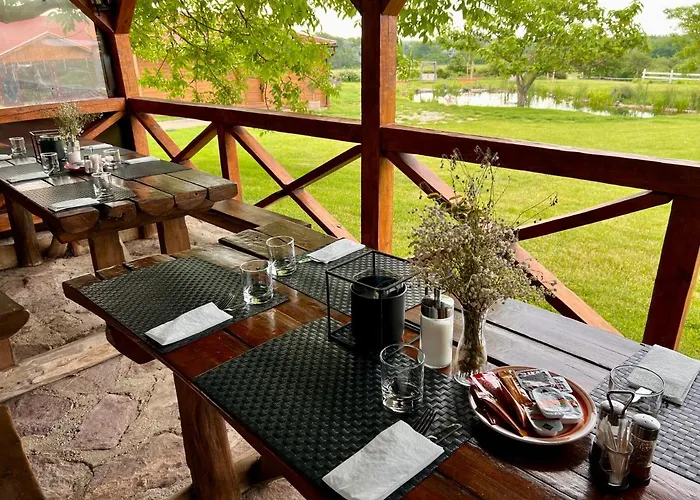 Tenger-szem Panzio Es Lovasudvar Bed & Breakfast 4*