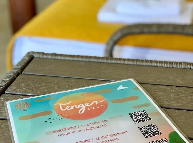 Tenger-szem Panzio Es Lovasudvar Bed & Breakfast 4*