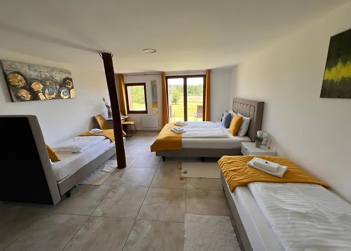 Tenger-szem Panzio Es Lovasudvar לינה וארוחת בוקר