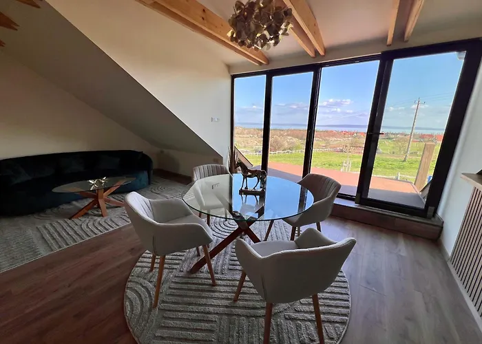 Tenger-szem Panzio Es Lovasudvar Отель типа 